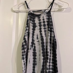 ✨Grey Tie die tank with open back ✨